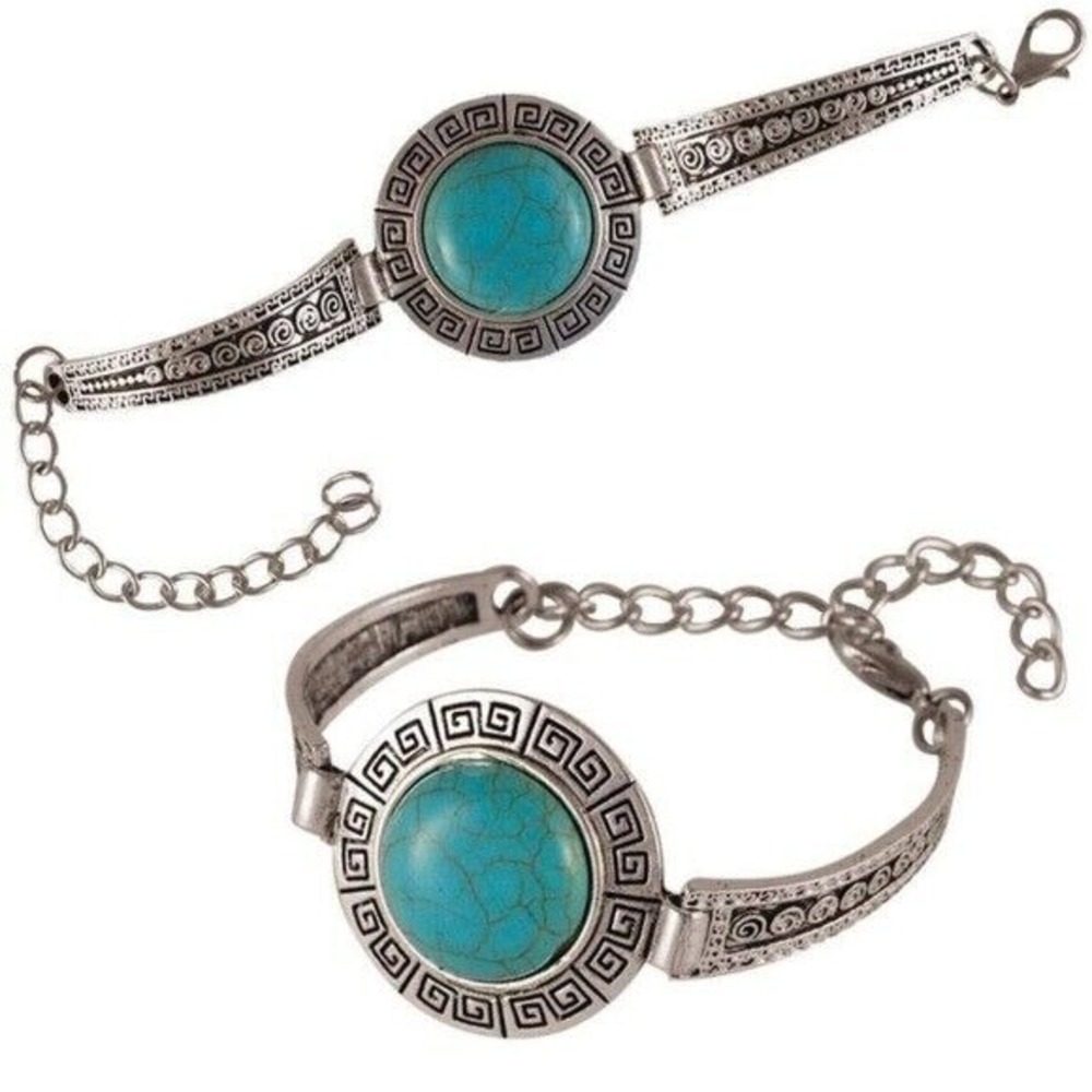 Women's Silver Tone Faux Turquoise Bracelet 7.5 Inches